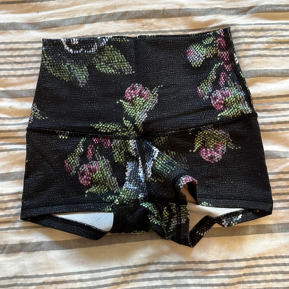 Lululemon workout shorts